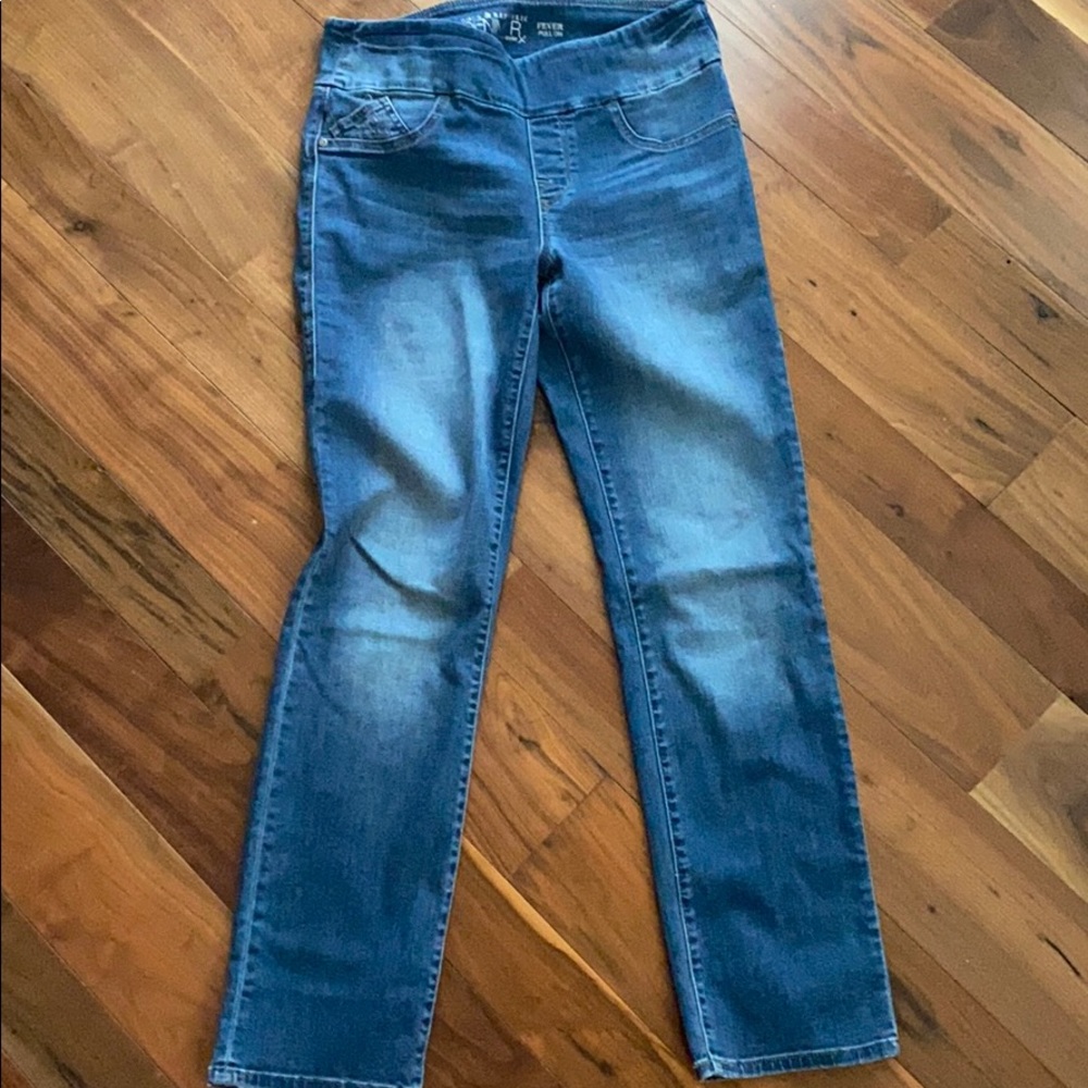 Rock & Republic Fever Pull On slimming jeans sz 12
